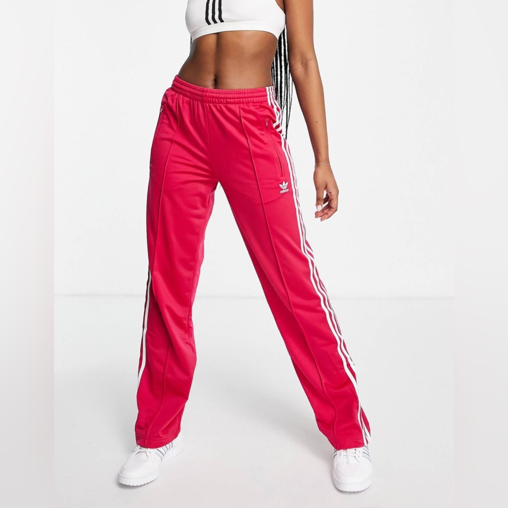NWT Adidas Originals adicolor Firebird trackpant in pink